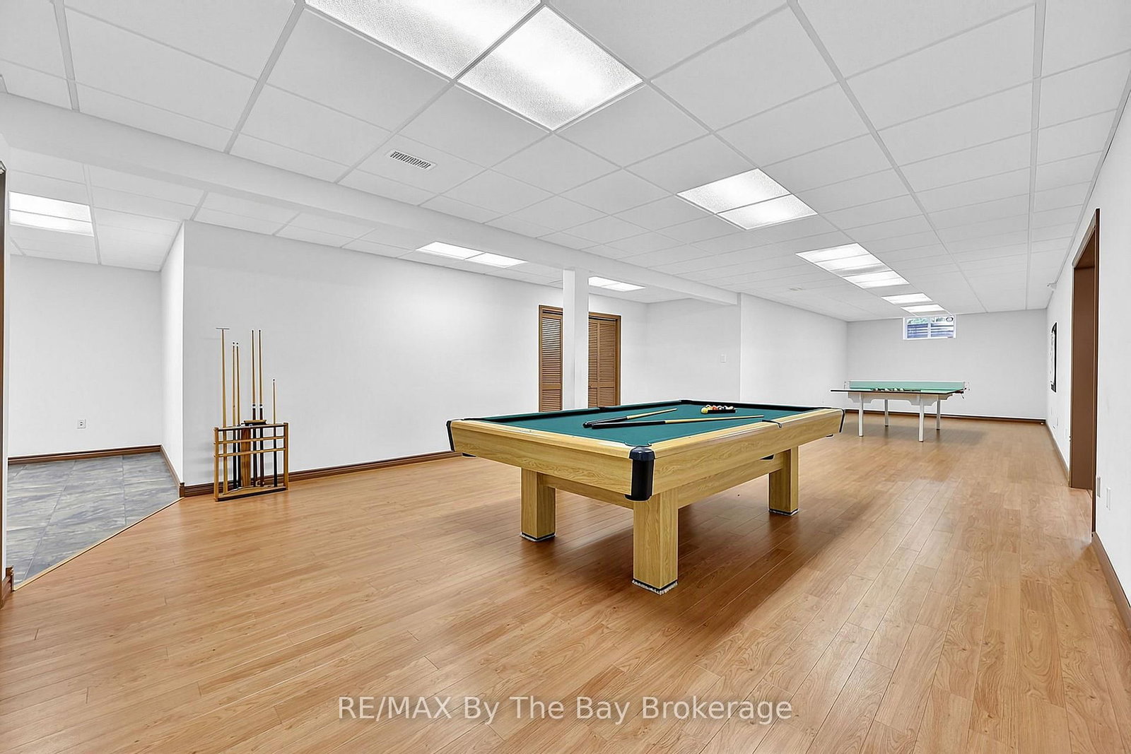 90 Goldfinch Crescent • Tiny, ON photo 31