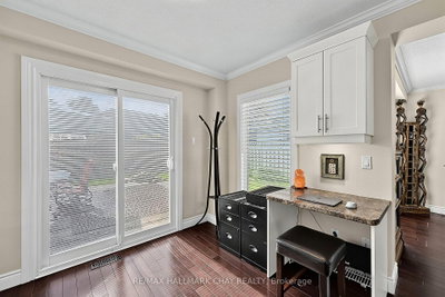 12 Grasett Crescent • Barrie, ON photo 6