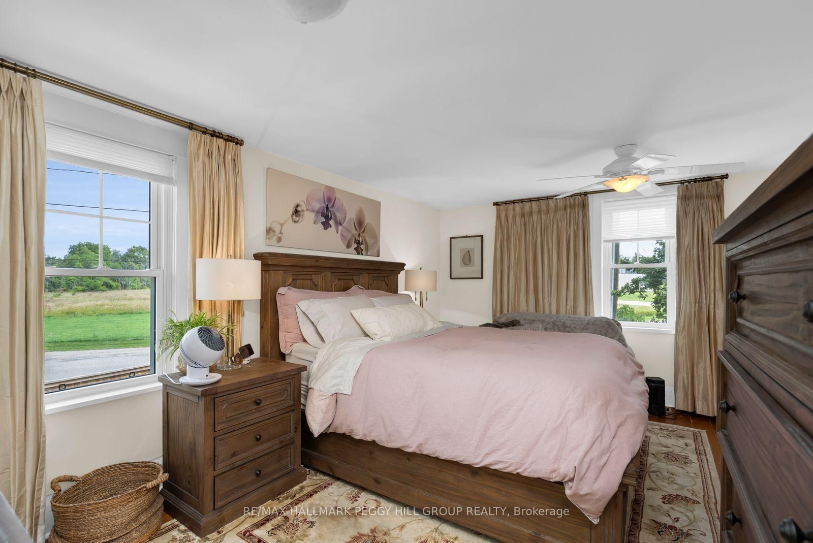 12 Beacon Road • Barrie, ON photo 8