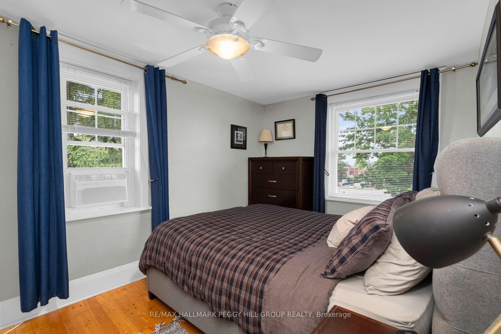 12 Beacon Road • Barrie, ON photo 9