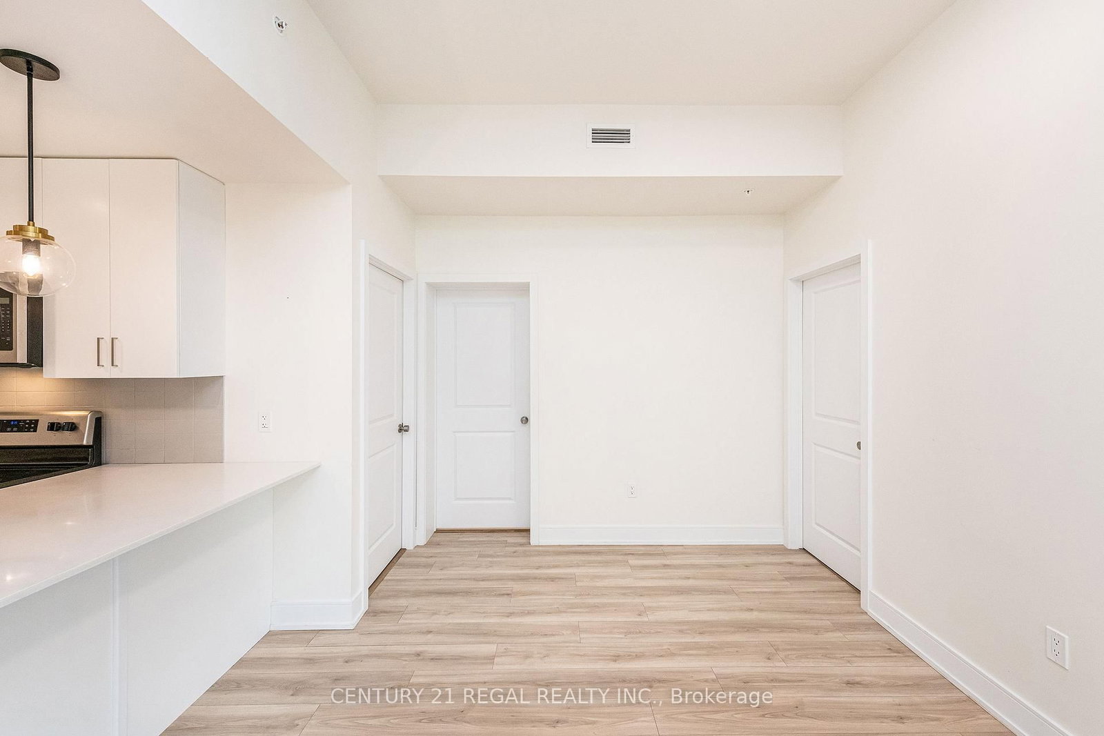 121 Mary Street • #Unit 205 • Clearview, ON photo 16
