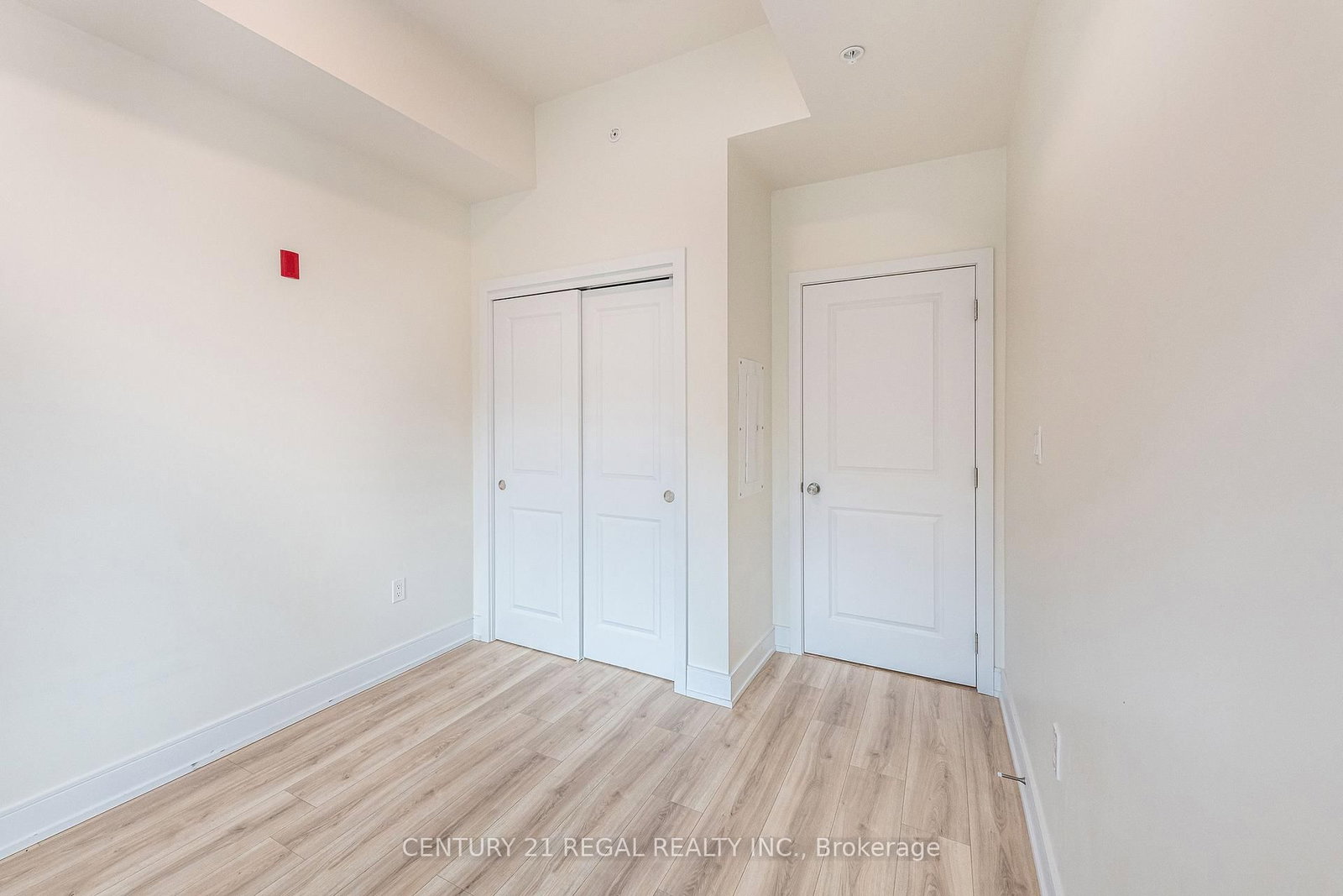 121 Mary Street • #Unit 205 • Clearview, ON photo 18