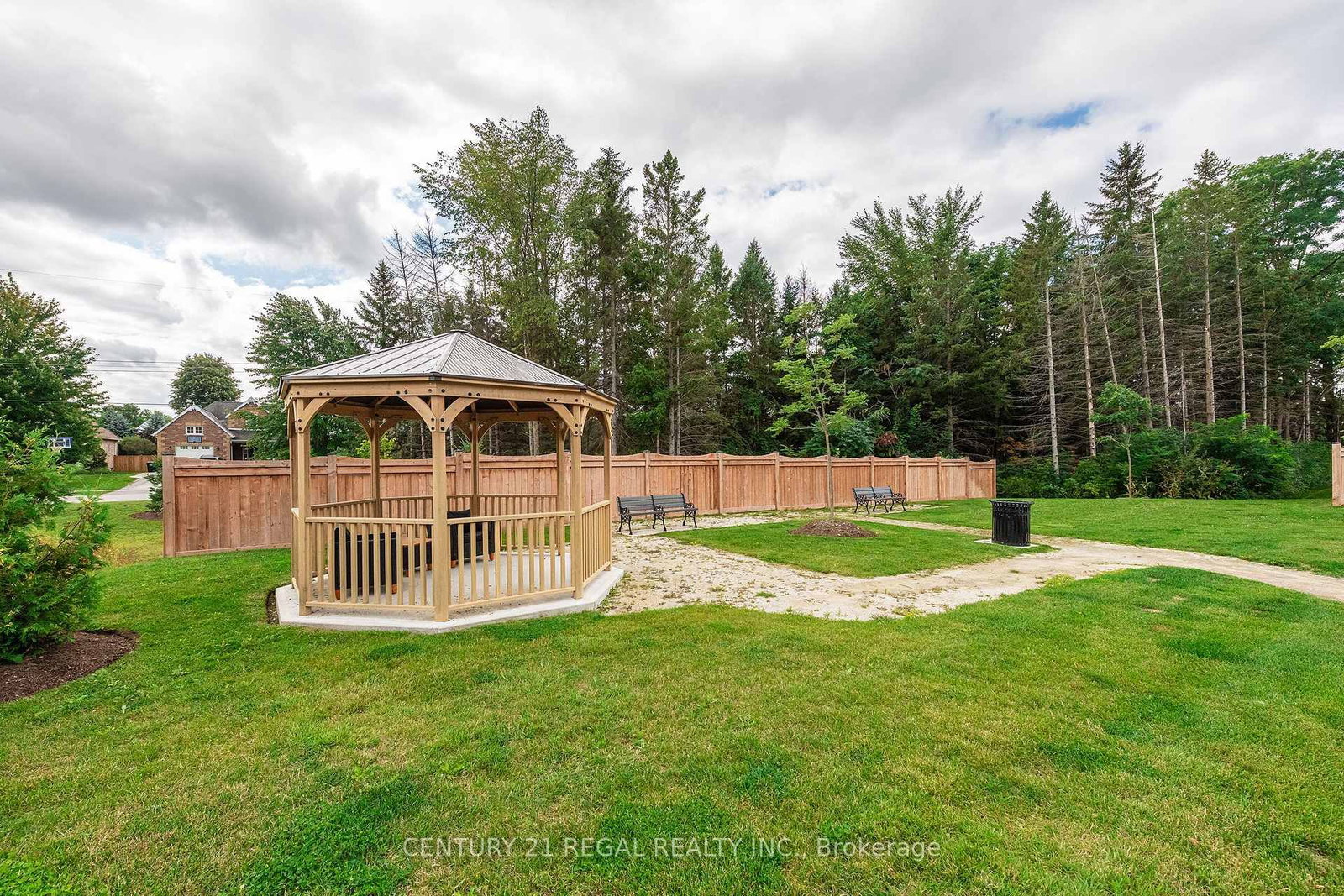 121 Mary Street • #Unit 205 • Clearview, ON photo 25
