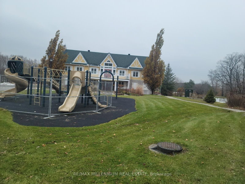 2442-43 - 90 Highland Drive