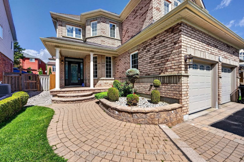12 Kensington Trail