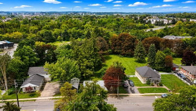 Detached House for sale at 204 Cox Mill Road, Barrie, Ontario, L4N 4G5 - Painswick North - MLS: S13729884