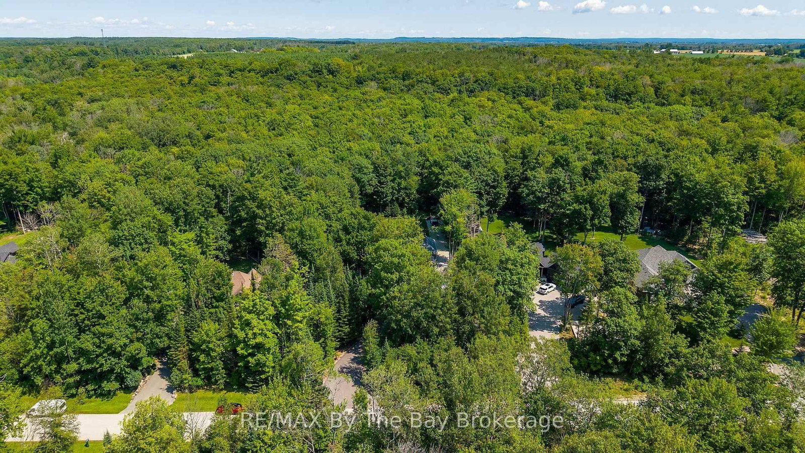 81 Spruce Street • Tiny, ON photo 36