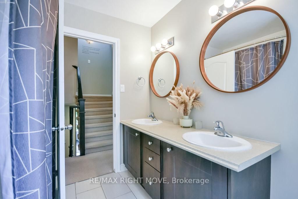 12 LANKIN Boulevard • #31 • Orillia, ON photo 24