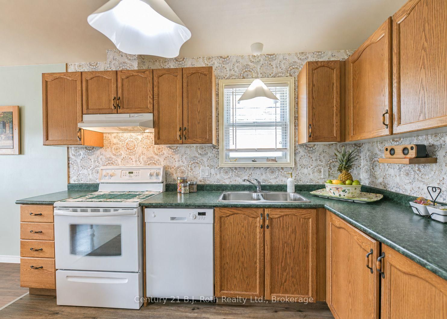 38 Louise Lane • Orillia, ON photo 14
