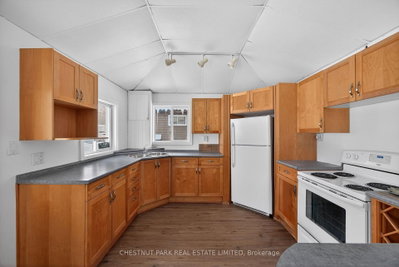 3410 Beachview Avenue • Severn, ON photo 4