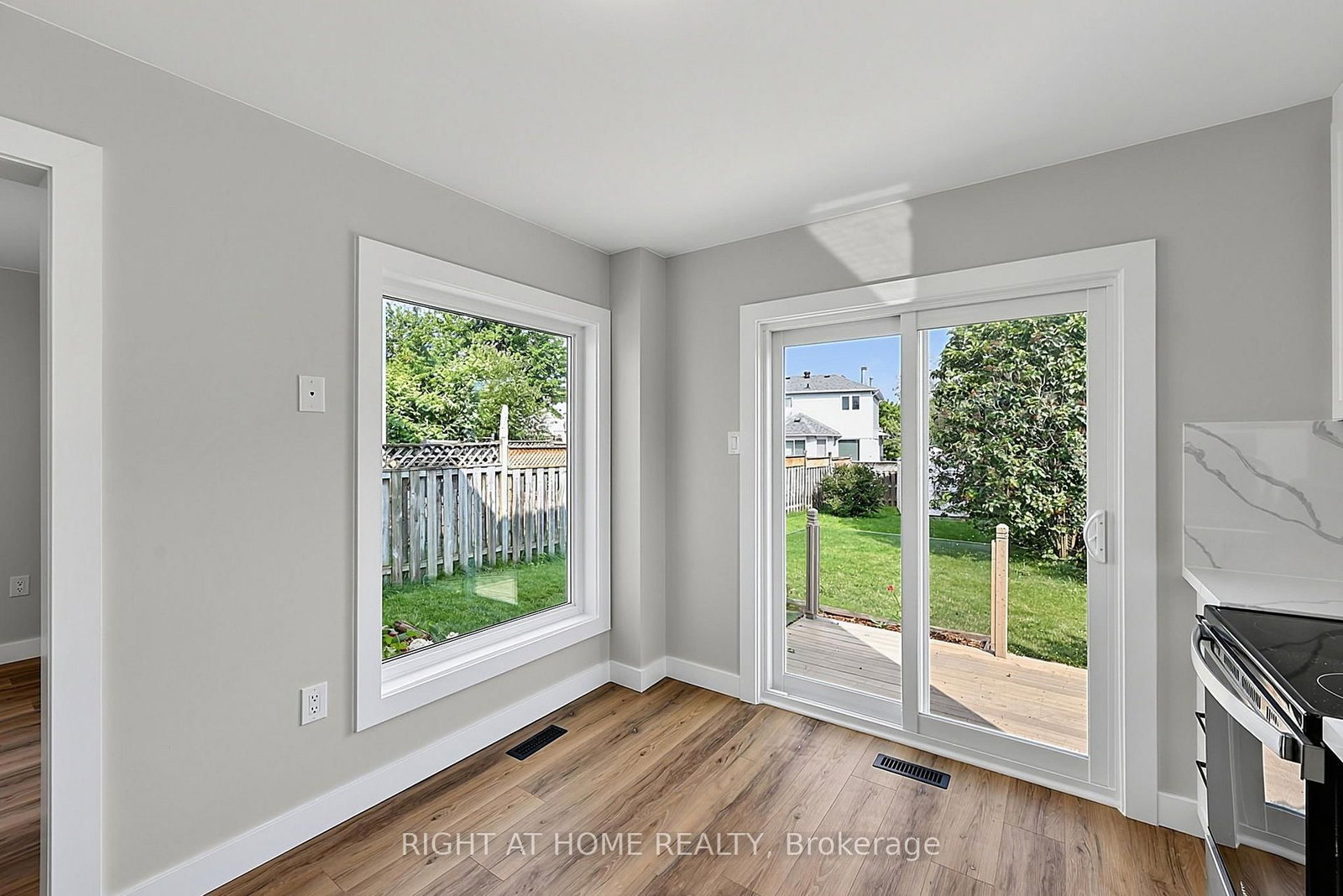 6 Ward Drive • Barrie, ON photo 10