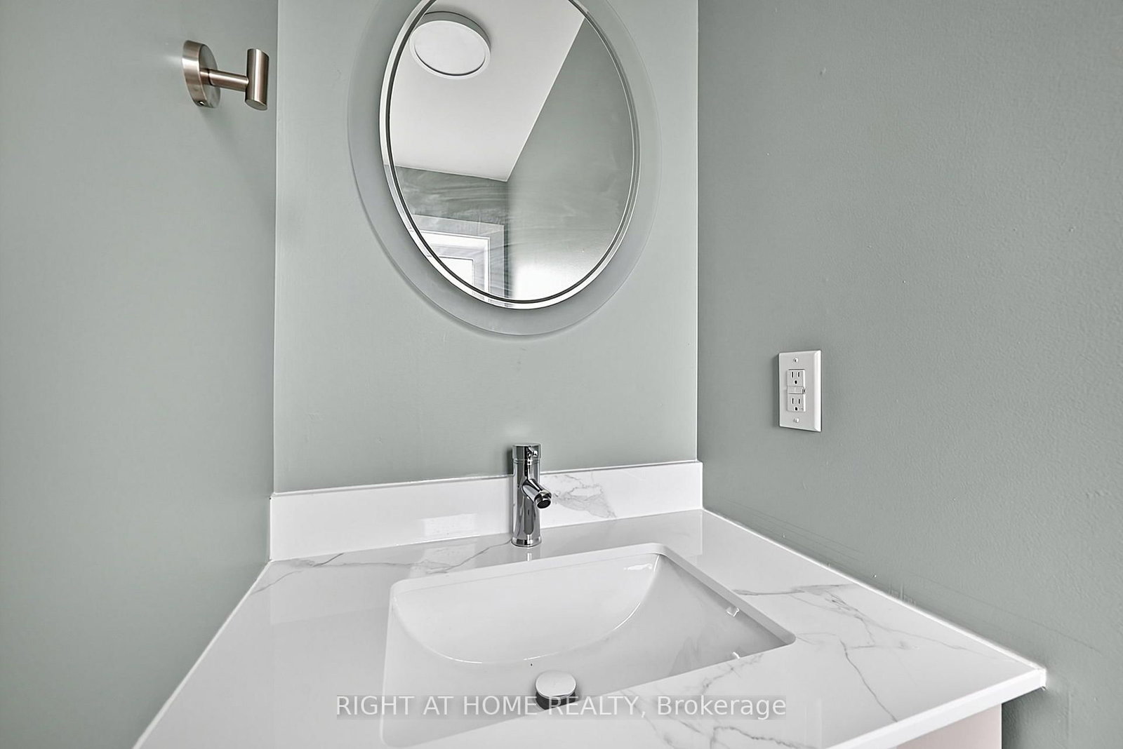 6 Ward Drive • Barrie, ON photo 11