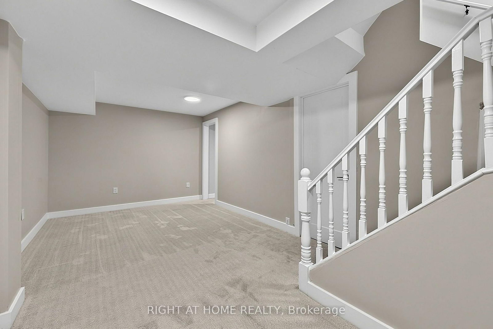 6 Ward Drive • Barrie, ON photo 19