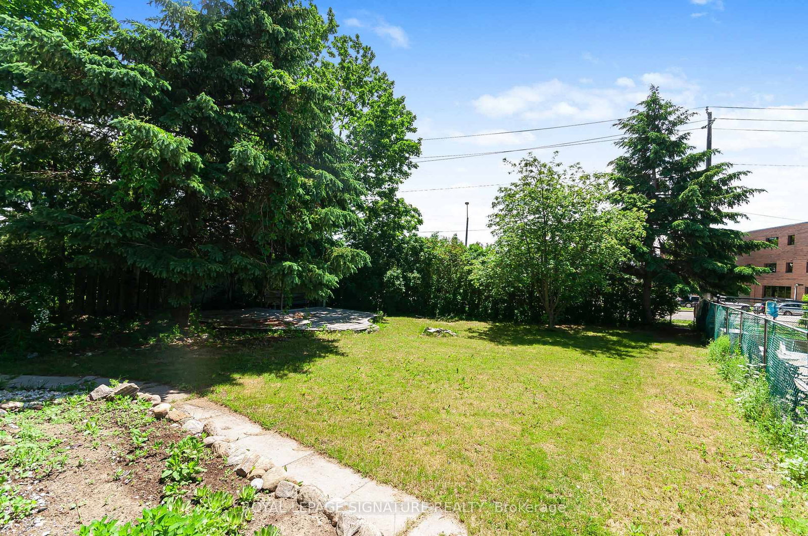 27 DAPHNE Crescent • Barrie, ON photo 20