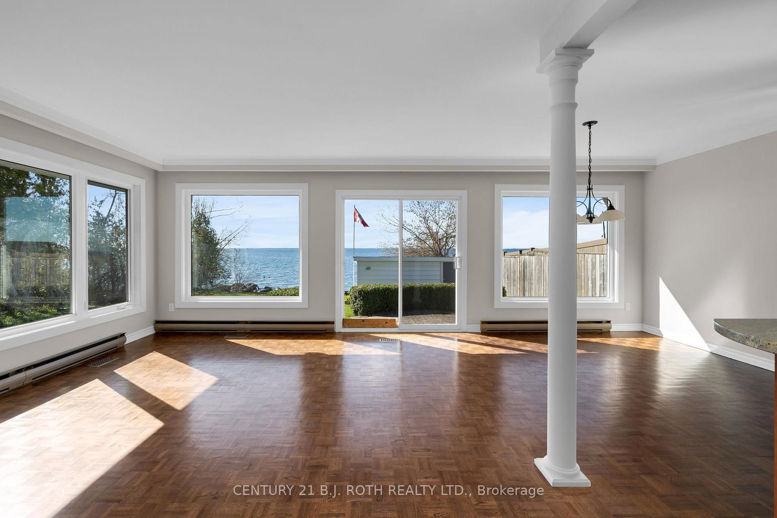 49 Lakeshore Road E • Oro-Medonte, ON photo 12