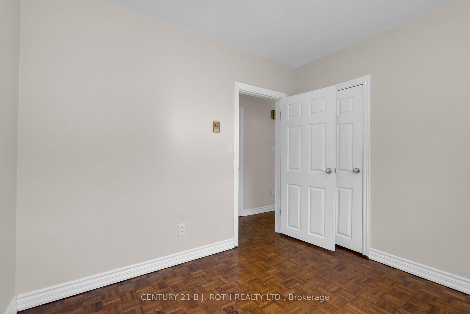 49 Lakeshore Road E • Oro-Medonte, ON photo 22