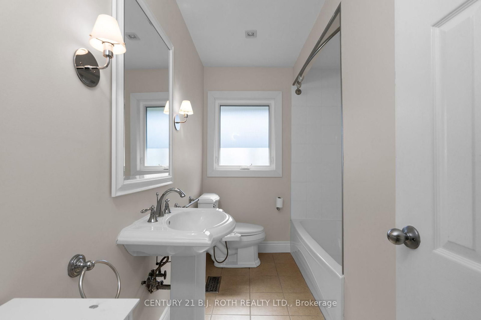 49 Lakeshore Road E • Oro-Medonte, ON photo 25