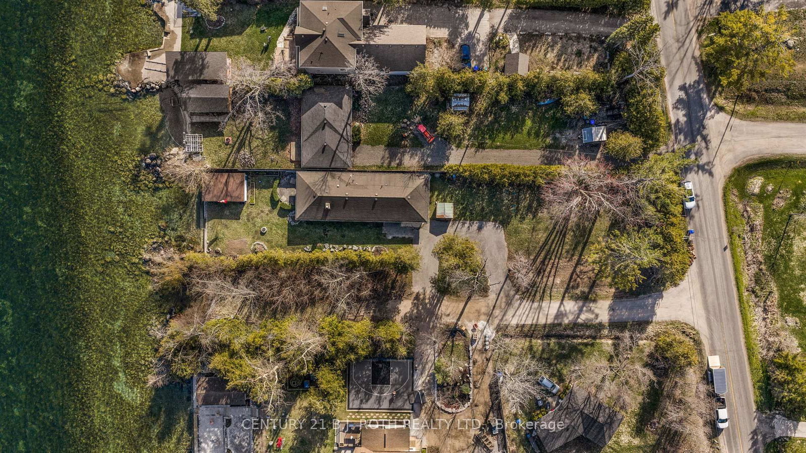 49 Lakeshore Road E • Oro-Medonte, ON photo 33
