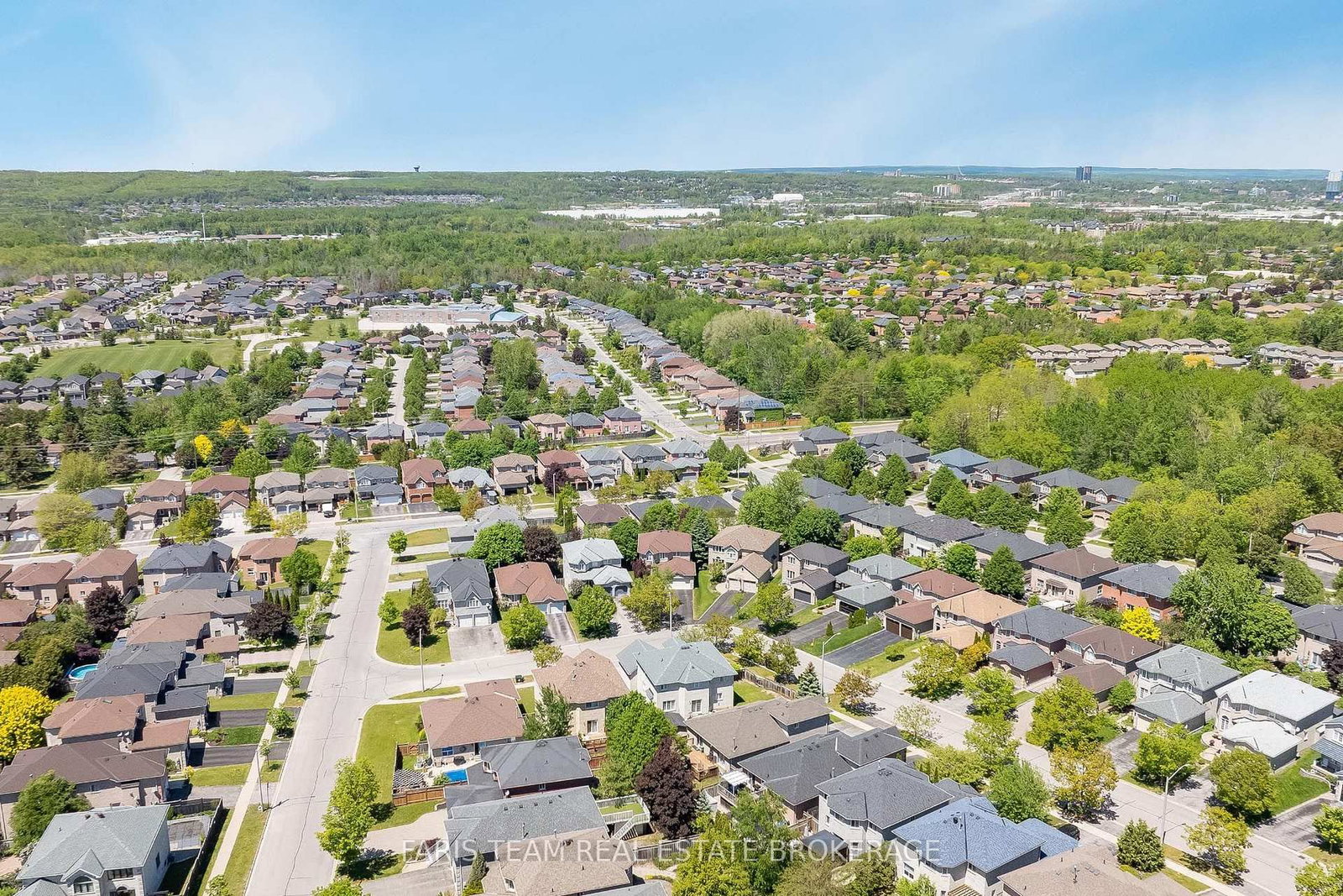 46 Bell Street • Barrie, ON photo 38