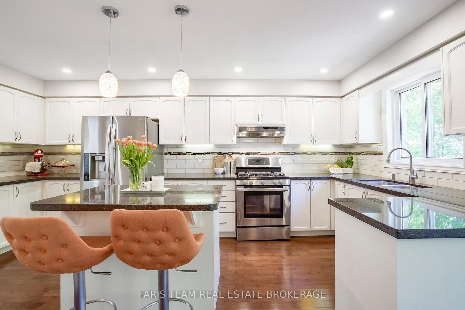 46 Bell Street • Barrie, ON photo 6