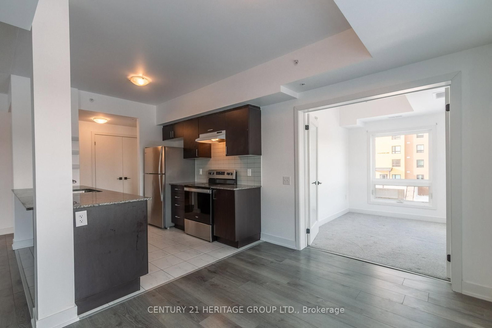 10 Culinary Lane • #201 • Barrie, ON photo 12