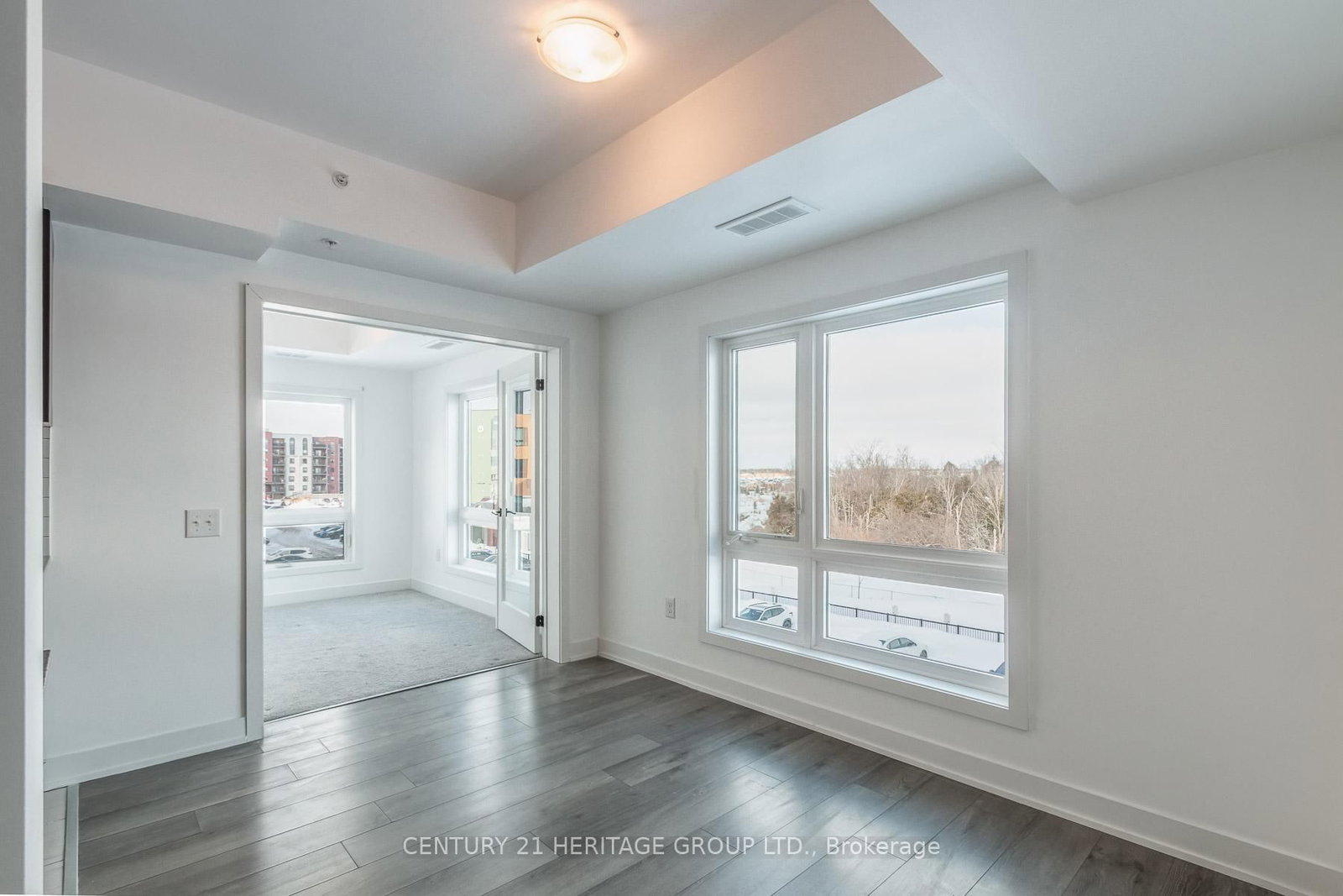 10 Culinary Lane • #201 • Barrie, ON photo 13