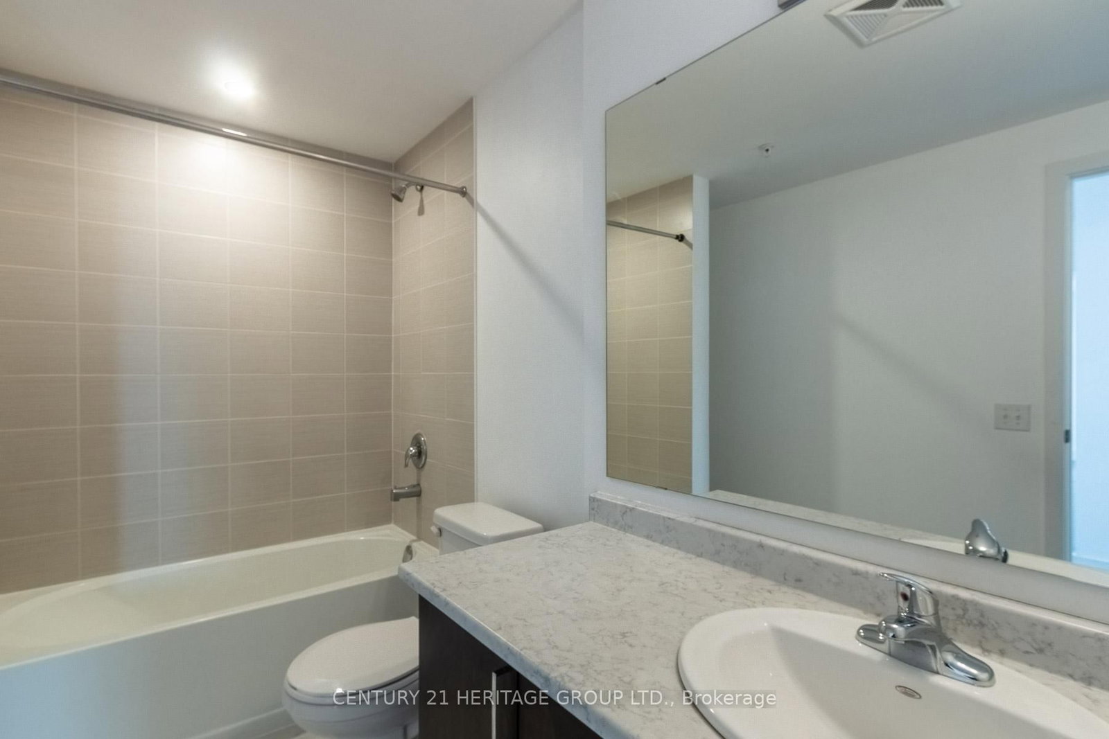 10 Culinary Lane • #201 • Barrie, ON photo 18