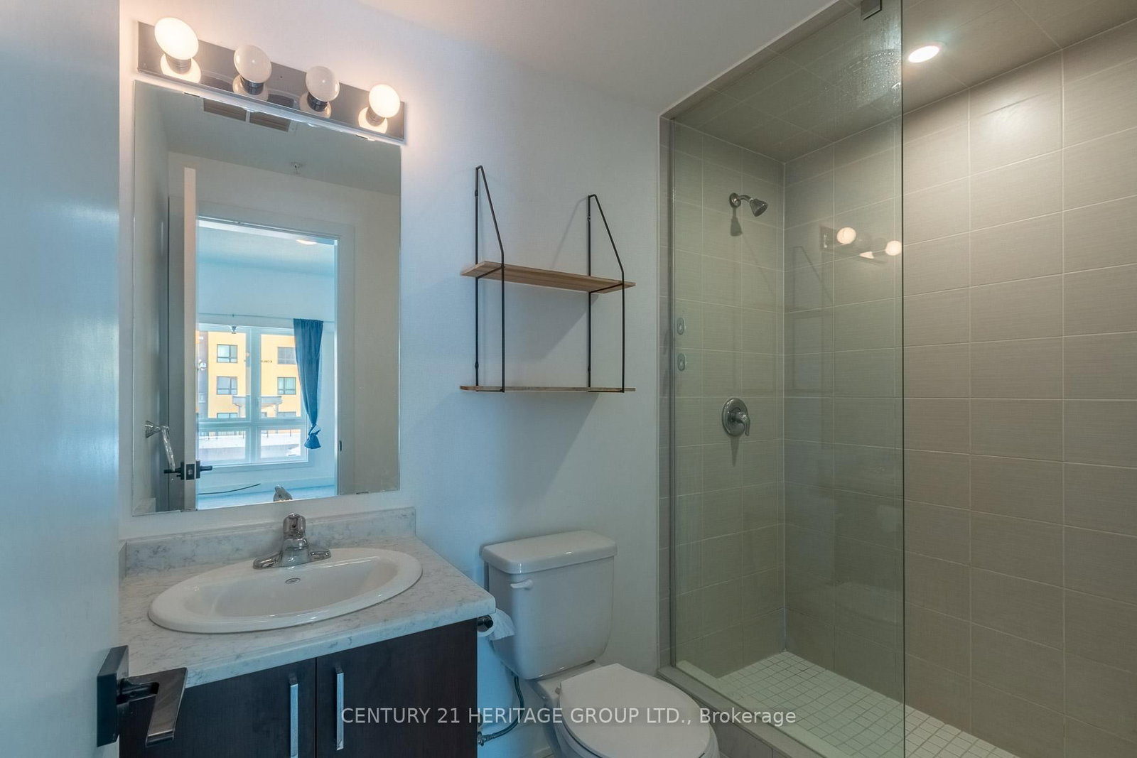 10 Culinary Lane • #201 • Barrie, ON photo 22
