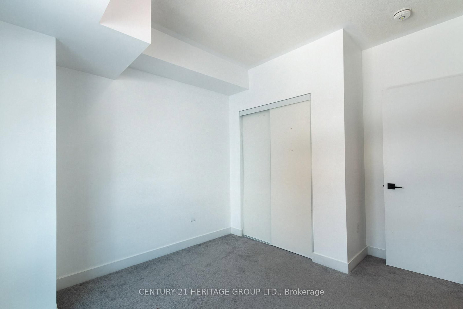 10 Culinary Lane • #201 • Barrie, ON photo 25