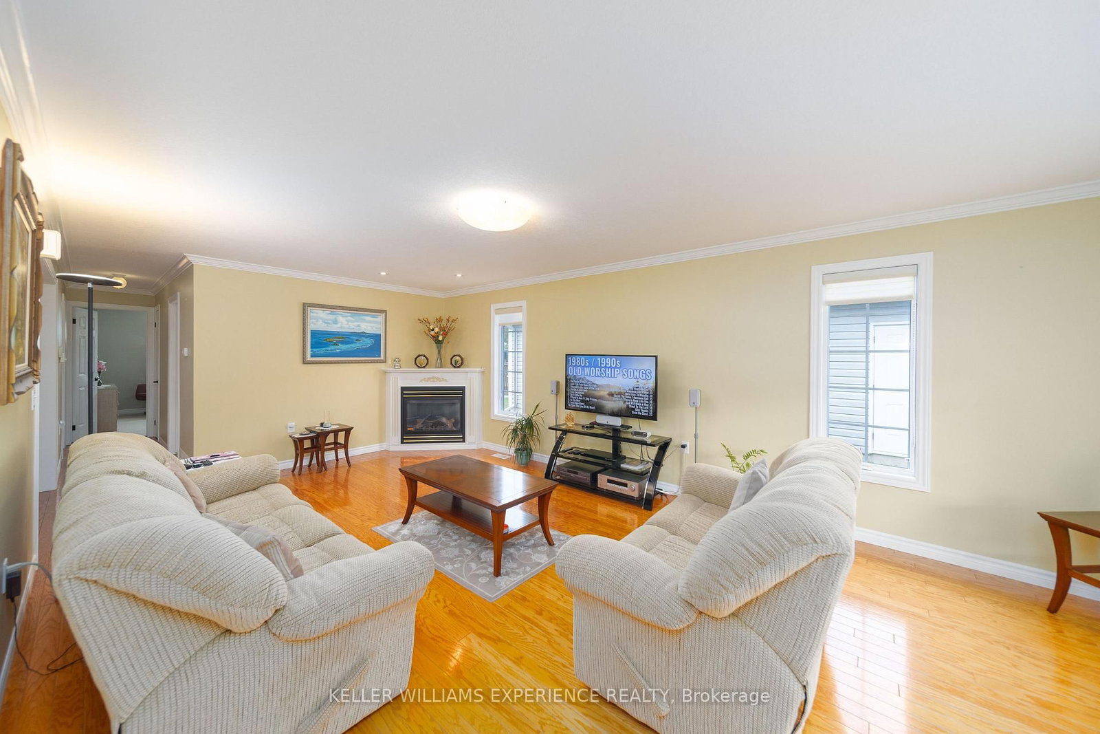 6 Virginia Avenue • Wasaga Beach, ON photo 11