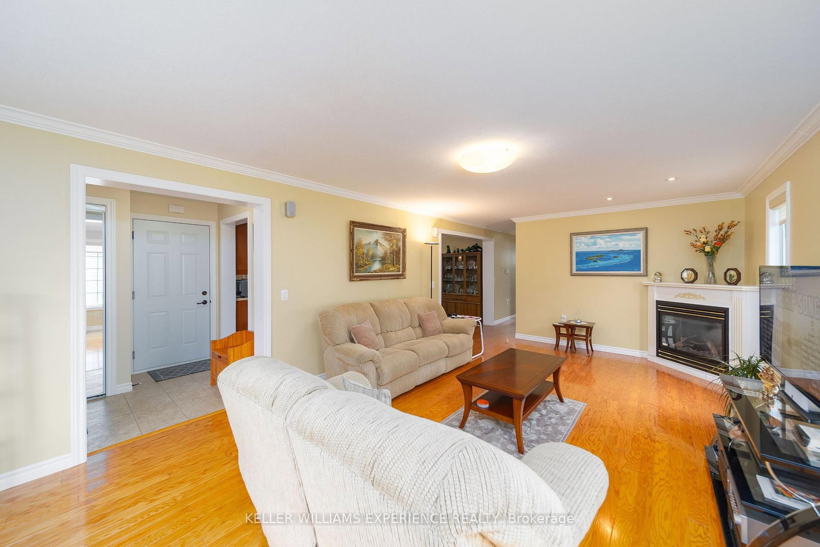 6 Virginia Avenue • Wasaga Beach, ON photo 12