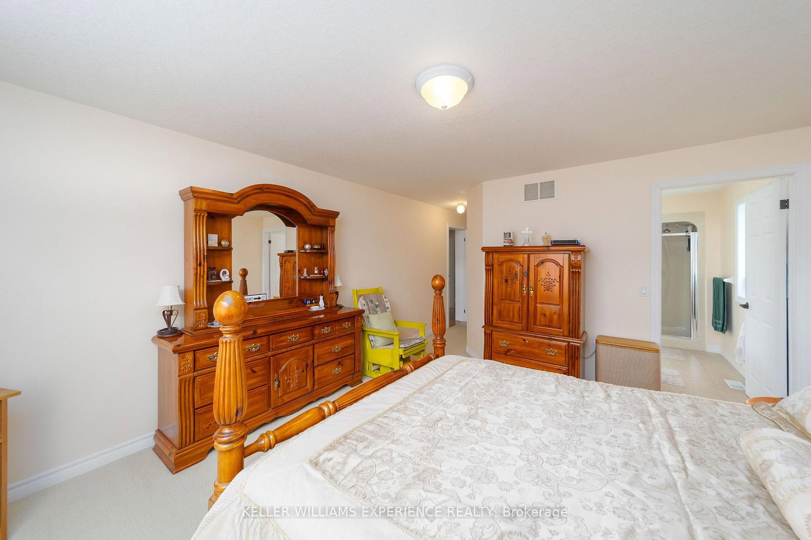 6 Virginia Avenue • Wasaga Beach, ON photo 14