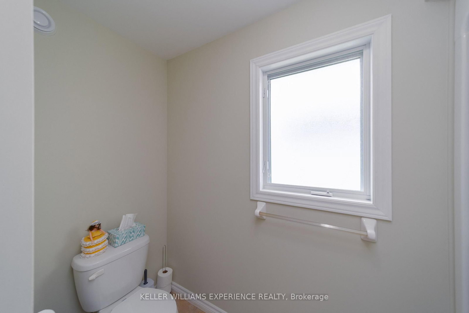 6 Virginia Avenue • Wasaga Beach, ON photo 9