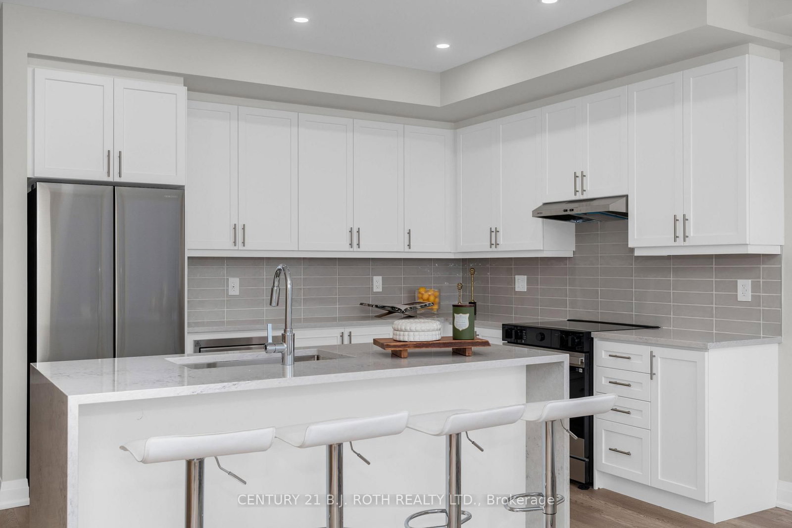 89 Lightfoot Drive • Orillia, ON photo 12