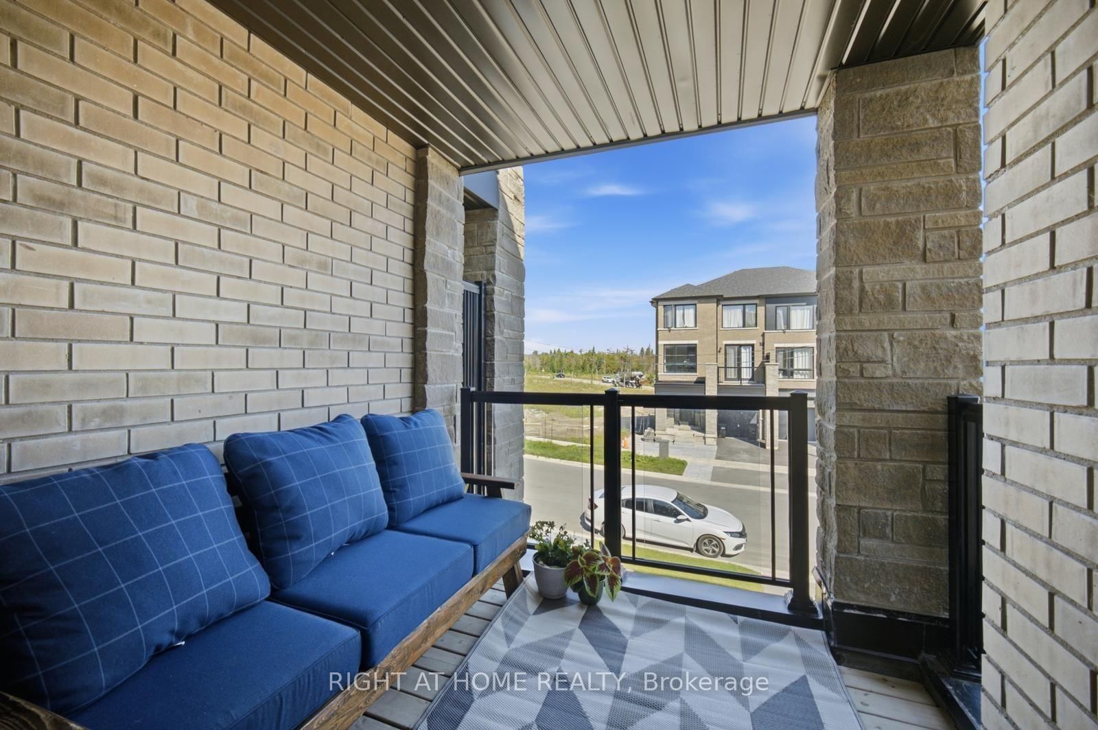 6 Blue Forest Crescent • Barrie, ON photo 11