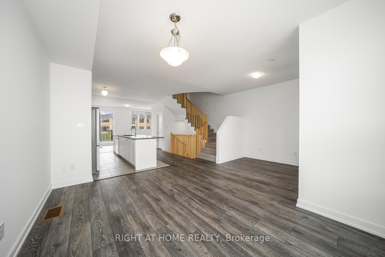6 Blue Forest Crescent • Barrie, ON photo 12