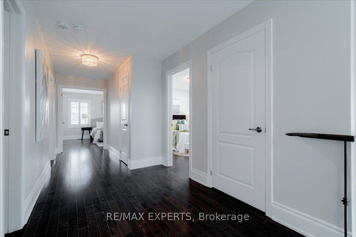 22 Travers Gate • Springwater, ON photo 16