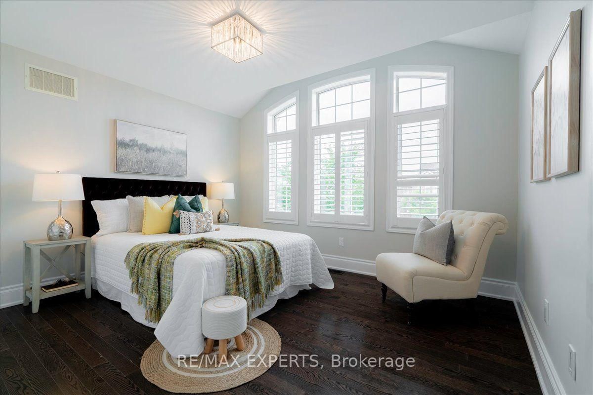22 Travers Gate • Springwater, ON photo 20