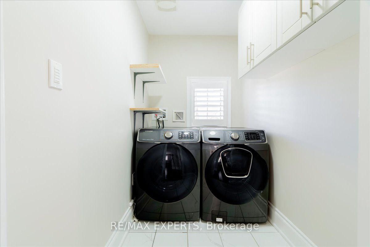 22 Travers Gate • Springwater, ON photo 30