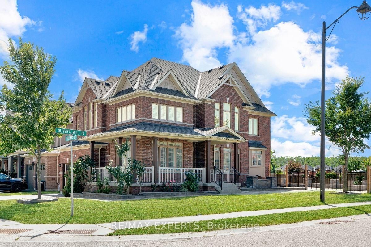 22 Travers Gate • Springwater, ON photo 4