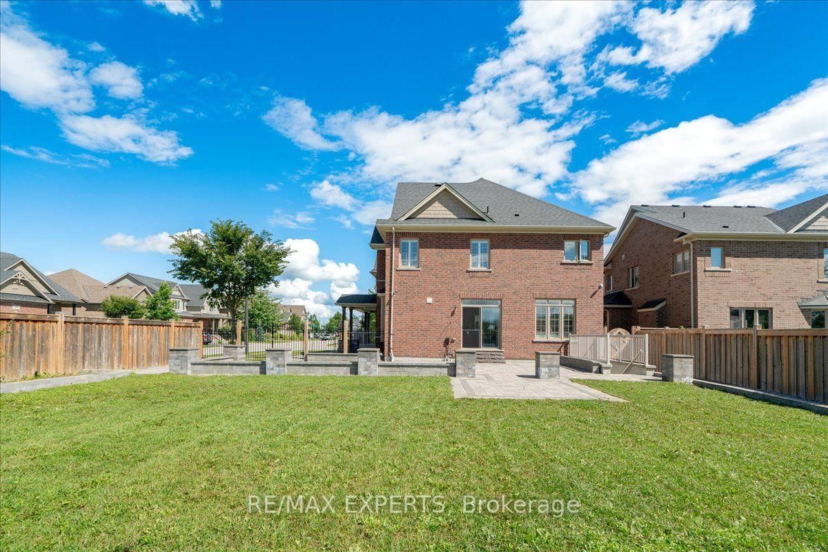 22 Travers Gate • Springwater, ON photo 43
