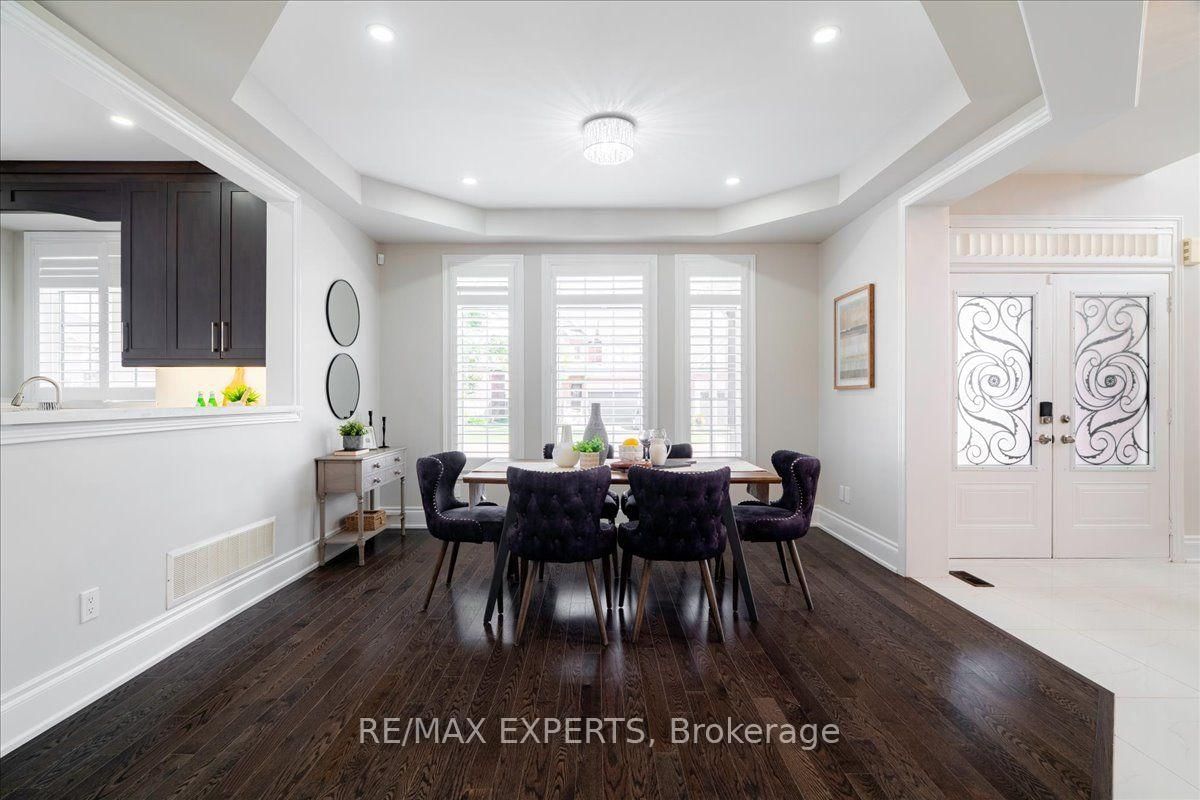 22 Travers Gate • Springwater, ON photo 6