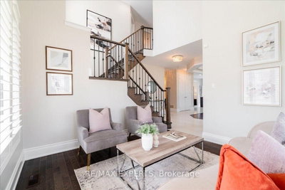 22 Travers Gate • Springwater, ON photo 8