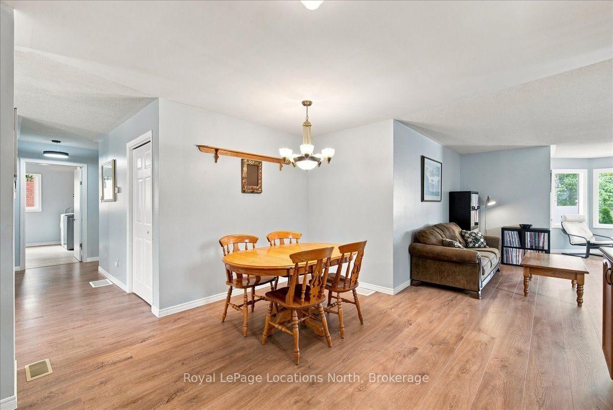 6 Royal Beech Drive • Wasaga Beach, ON photo 13