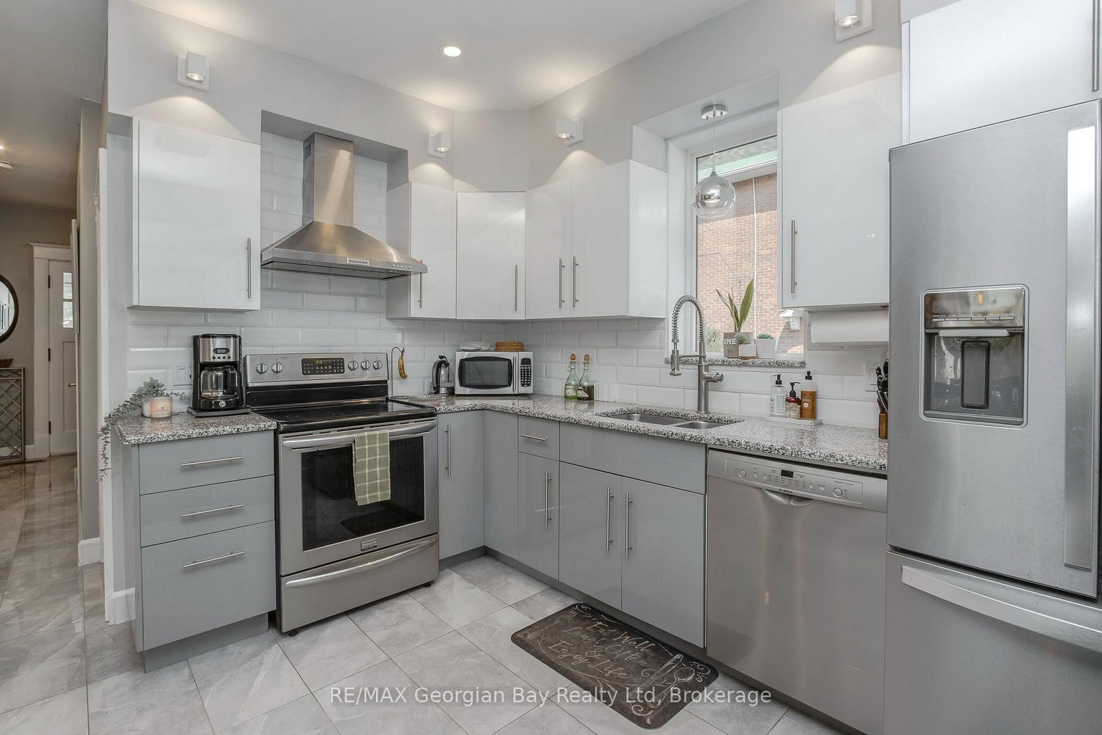 449 Elizabeth Street • Midland, ON photo 13