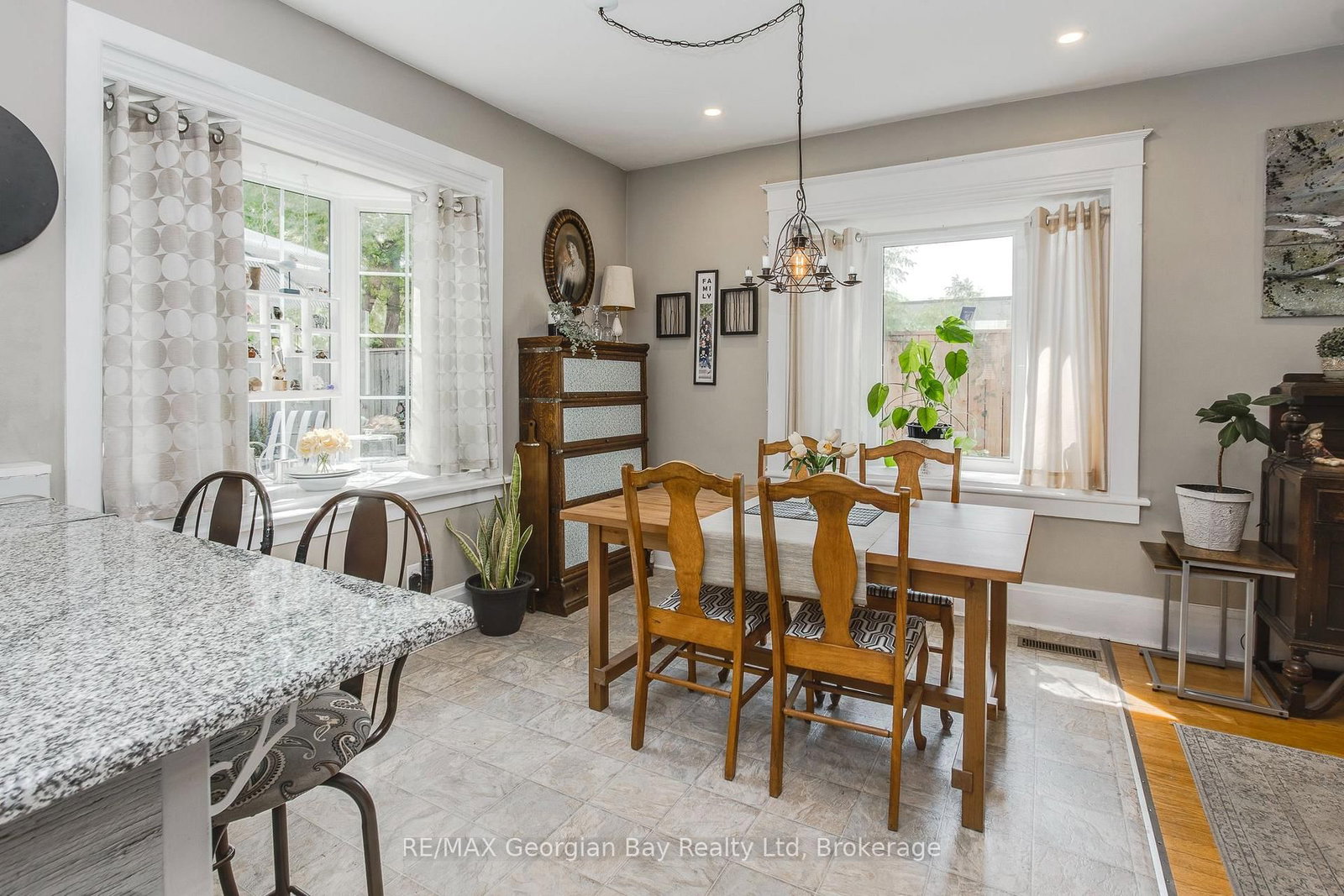 449 Elizabeth Street • Midland, ON photo 15