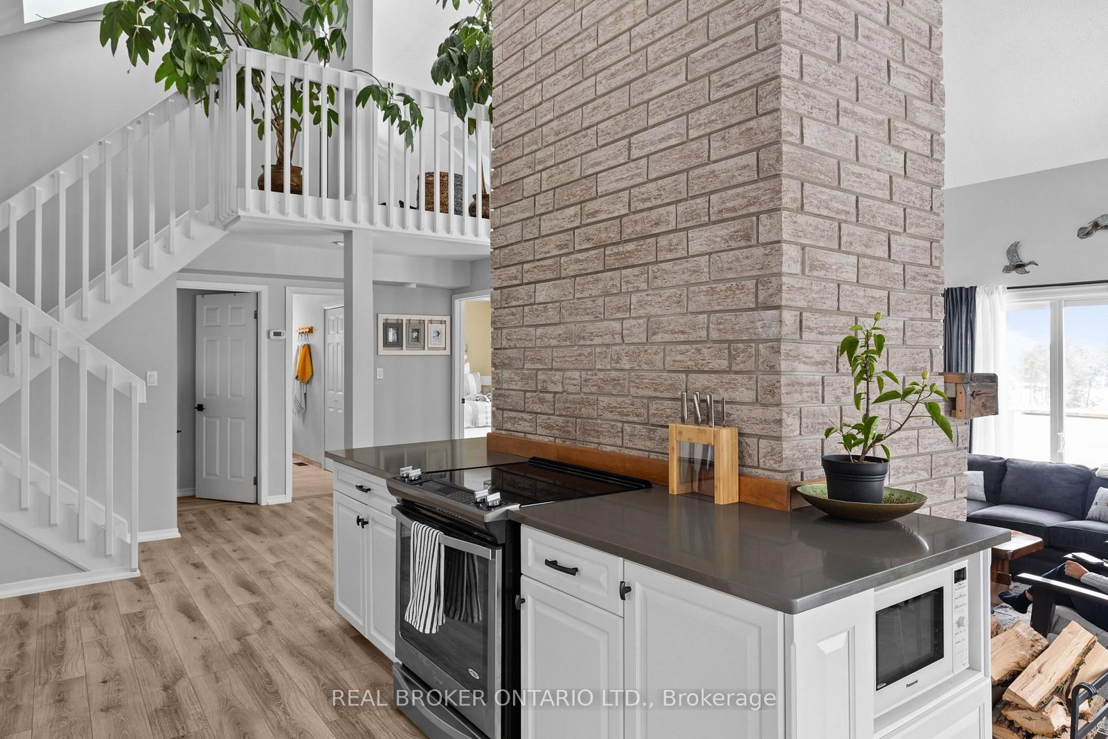 2043 Beman Point Lane • Severn, ON photo 11