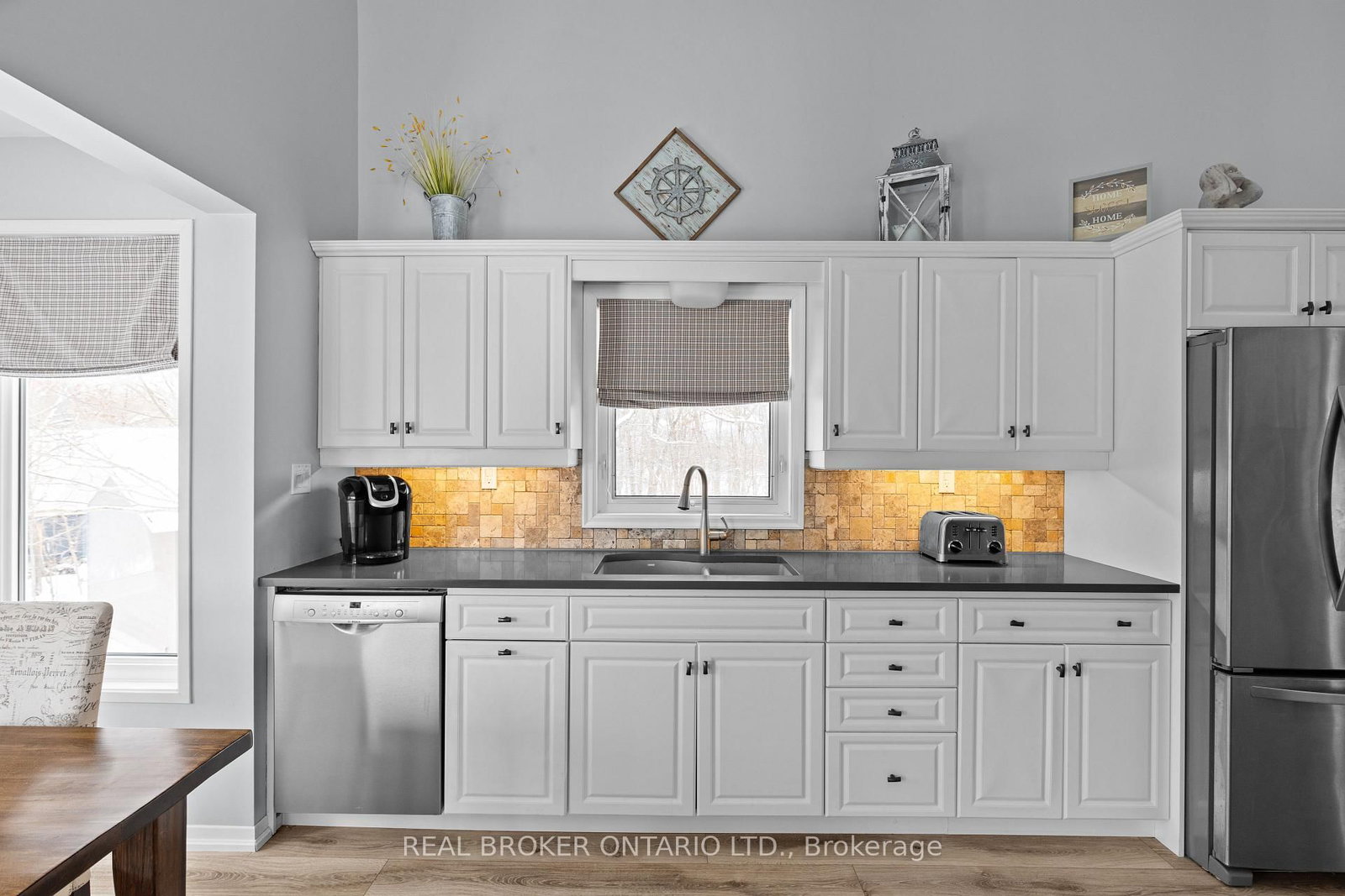 2043 Beman Point Lane • Severn, ON photo 9
