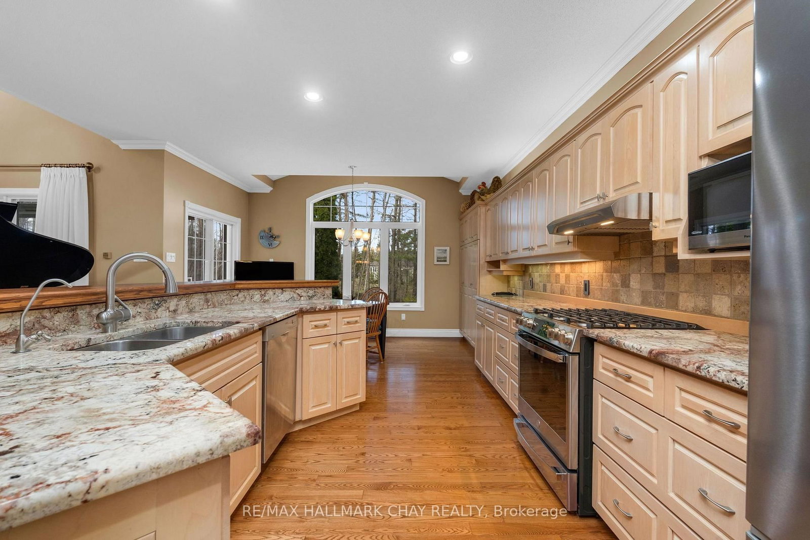 16 Chestnut Lane • Oro-Medonte, ON photo 9