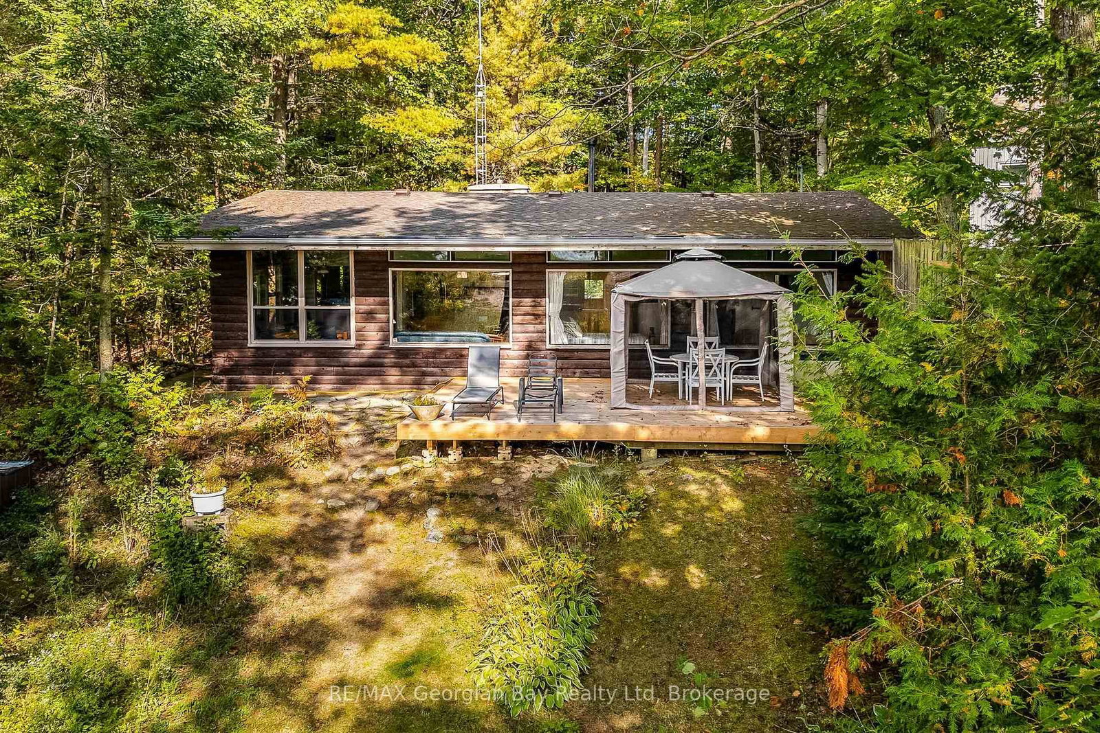 100 Nottawaga Drive • Tiny, ON photo 1